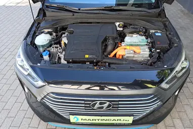 HYUNDAI IONIQ hybrid 1.6 GDi Comfort DCT Phantom Black Metallic +Vezetett Szervizkönyv +Jól felszerelt +3X-s GARANCIA !!