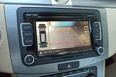 VOLKSWAGEN PASSAT VII Variant 2.0 CR TDI Comfortline BMT Urano Grey+ Állófűtés+ Friss Szervíz+ Jól Felszerelt+ 3X-s GARANCIA!!!