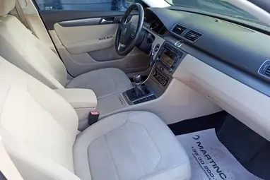 VOLKSWAGEN PASSAT VII Variant 2.0 CR TDI Comfortline BMT Urano Grey+ Állófűtés+ Friss Szervíz+ Jól Felszerelt+ 3X-s GARANCIA!!!