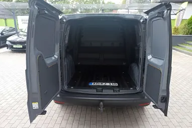 VOLKSWAGEN CADDY Cargo 2.0 TDI RT Pure Grey+ Kevés Km+ Mo.-i 1. Tulaj+ Újszerű+ 3X-s GARANCIA!!!
