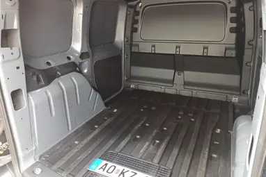 VOLKSWAGEN CADDY Cargo 2.0 TDI RT Pure Grey+ Kevés Km+ Mo.-i 1. Tulaj+ Újszerű+ 3X-s GARANCIA!!!