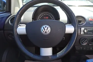 VOLKSWAGEN NEW BEETLE Cabrio 1.9 PD TDI Shadow Blue+Vezetett Szerviz+ Kevés Km+ 3X-s GARANCIA!!!