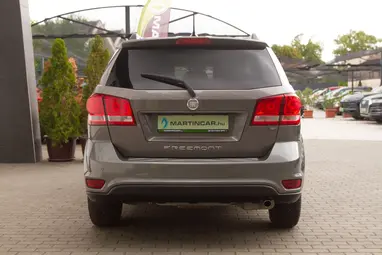 FIAT FREEMONT 2.0 Mjet Urban (7 személyes ) 1 Tulajdonos +Igényes állapot +Friss műszaki +3X-s GARANCIA !!