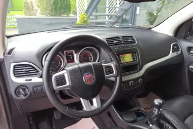 FIAT FREEMONT 2.0 Mjet Urban (7 személyes ) 1 Tulajdonos +Igényes állapot +Friss műszaki +3X-s GARANCIA !!