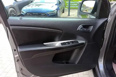 FIAT FREEMONT 2.0 Mjet Urban (7 személyes ) 1 Tulajdonos +Igényes állapot +Friss műszaki +3X-s GARANCIA !!