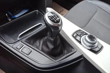 BMW 318d xDrive Mineral Grey Metallic +1.Mo-i Tulaj+ Szervizelt+ 3X-s GARANCIA!!!
