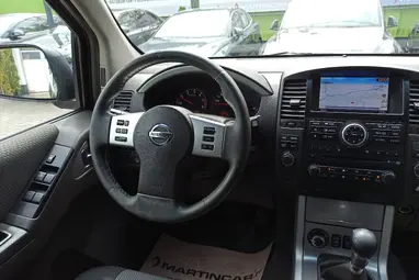 NISSAN PATHFINDER 2.5 Tdi SE [EU5] Black Metallic+ Vezetett Szerviz+ Szép Állapot+ 3X-s GARANCIA!!!
