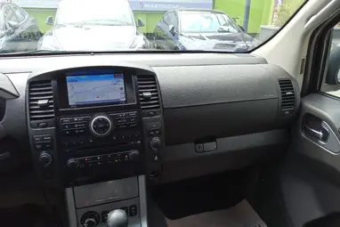 NISSAN PATHFINDER 2.5 Tdi SE [EU5] Black Metallic+ Vezetett Szerviz+ Szép Állapot+ 3X-s GARANCIA!!!