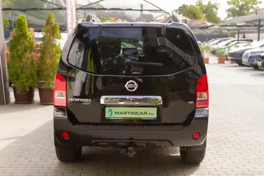NISSAN PATHFINDER 2.5 Tdi SE [EU5] Black Metallic+ Vezetett Szerviz+ Szép Állapot+ 3X-s GARANCIA!!!