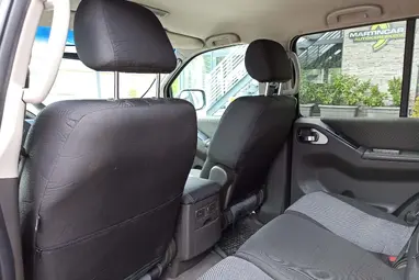NISSAN PATHFINDER 2.5 Tdi SE [EU5] Black Metallic+ Vezetett Szerviz+ Szép Állapot+ 3X-s GARANCIA!!!