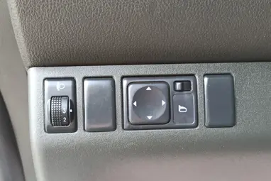 NISSAN PATHFINDER 2.5 Tdi SE [EU5] Black Metallic+ Vezetett Szerviz+ Szép Állapot+ 3X-s GARANCIA!!!