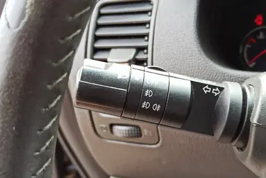 NISSAN PATHFINDER 2.5 Tdi SE [EU5] Black Metallic+ Vezetett Szerviz+ Szép Állapot+ 3X-s GARANCIA!!!