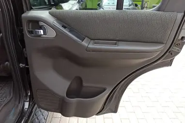NISSAN PATHFINDER 2.5 Tdi SE [EU5] Black Metallic+ Vezetett Szerviz+ Szép Állapot+ 3X-s GARANCIA!!!