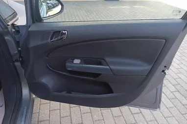 OPEL CORSA D 1.4 Cosmo (Automata) ++ CSAK 40 E.km !! ++ MINT AZ ÚJ !! Full Felszerelt +3X-s GARANCIA !!