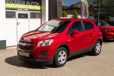 CHEVROLET TRAX 1.6 LS Velvet Red Metallic+ Vezetett Szervizkönyv+ Szívó Benzin+ 3X-s GARANCIA!!!