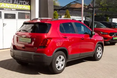 CHEVROLET TRAX 1.6 LS Velvet Red Metallic+ Vezetett Szervizkönyv+ Szívó Benzin+ 3X-s GARANCIA!!!