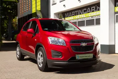 CHEVROLET TRAX 1.6 LS Velvet Red Metallic+ Vezetett Szervizkönyv+ Szívó Benzin+ 3X-s GARANCIA!!!