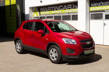 CHEVROLET TRAX 1.6 LS Velvet Red Metallic+ Vezetett Szervizkönyv+ Szívó Benzin+ 3X-s GARANCIA!!!