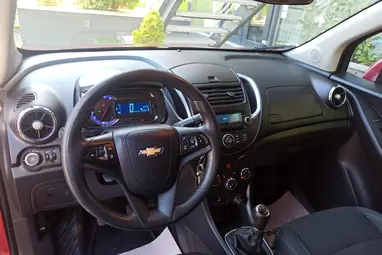 CHEVROLET TRAX 1.6 LS Velvet Red Metallic+ Vezetett Szervizkönyv+ Szívó Benzin+ 3X-s GARANCIA!!!
