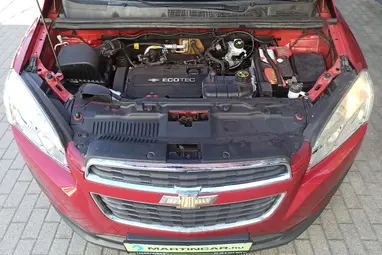CHEVROLET TRAX 1.6 LS Velvet Red Metallic+ Vezetett Szervizkönyv+ Szívó Benzin+ 3X-s GARANCIA!!!