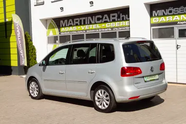 VOLKSWAGEN TOURAN 1.6 CR TDI Highline DSG Reflexsilber Edition +Gazdagon szerelt +Friss Vizsga +3X-s GARANCIA !!