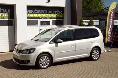 VOLKSWAGEN TOURAN 1.6 CR TDI Highline DSG Reflexsilber Edition +Gazdagon szerelt +Friss Vizsga +3X-s GARANCIA !!