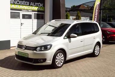 VOLKSWAGEN TOURAN 1.6 CR TDI Highline DSG Reflexsilber Edition +Gazdagon szerelt +Friss Vizsga +3X-s GARANCIA !!