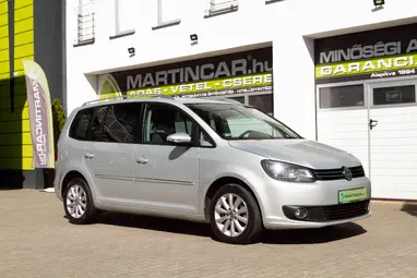 VOLKSWAGEN TOURAN 1.6 CR TDI Highline DSG Reflexsilber Edition +Gazdagon szerelt +Friss Vizsga +3X-s GARANCIA !!