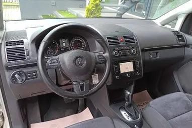 VOLKSWAGEN TOURAN 1.6 CR TDI Highline DSG Reflexsilber Edition +Gazdagon szerelt +Friss Vizsga +3X-s GARANCIA !!