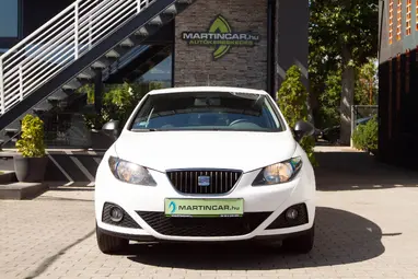 SEAT IBIZA 1.2 12V Reference Top állapot +Szívó benzin !! +Vezetett Sz.Könyv +3X-s GARANCIA !!