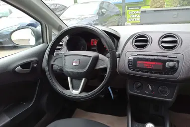 SEAT IBIZA 1.2 12V Reference Top állapot +Szívó benzin !! +Vezetett Sz.Könyv +3X-s GARANCIA !!