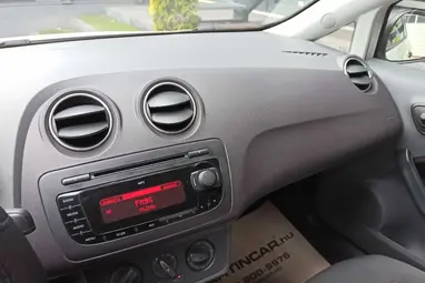 SEAT IBIZA 1.2 12V Reference Top állapot +Szívó benzin !! +Vezetett Sz.Könyv +3X-s GARANCIA !!