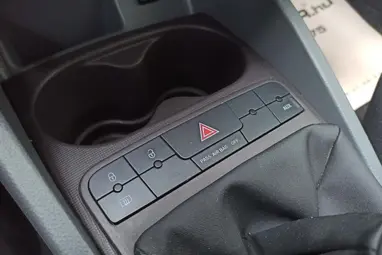 SEAT IBIZA 1.2 12V Reference Top állapot +Szívó benzin !! +Vezetett Sz.Könyv +3X-s GARANCIA !!
