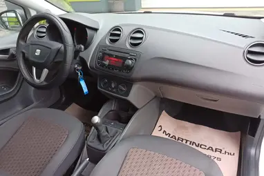 SEAT IBIZA 1.2 12V Reference Top állapot +Szívó benzin !! +Vezetett Sz.Könyv +3X-s GARANCIA !!