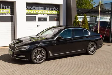BMW 730d xDrive (Automata) Dark Grey Metallic+Vezetett Szervíz+ Max Állapot. Felszereltség!+ 3X-s GARANCIA!