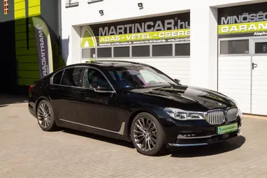 BMW 730d xDrive (Automata) Dark Grey Metallic+Vezetett Szervíz+ Max Állapot. Felszereltség!+ 3X-s GARANCIA!