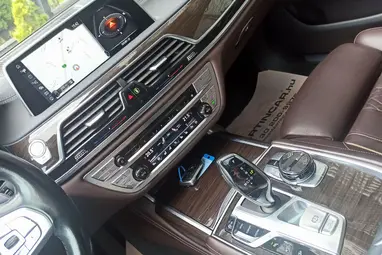 BMW 730d xDrive (Automata) Dark Grey Metallic+Vezetett Szervíz+ Max Állapot. Felszereltség!+ 3X-s GARANCIA!