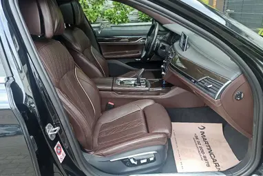 BMW 730d xDrive (Automata) Dark Grey Metallic+Vezetett Szervíz+ Max Állapot. Felszereltség!+ 3X-s GARANCIA!