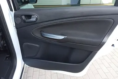 FORD S-MAX 2.0 TDCi Trend Powershift Frozen White Solid+ 7 Személyes+ 1év TELJESKÖRŰ DEFEND CAR GARANCIA!!!