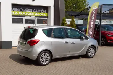 OPEL MERIVA B 1.4 T Cosmo StarSilver III Metallic+ Nagy Felszereltség+ Mo.-i 1. Tulaj+ 3X-s GARANCIA!!!