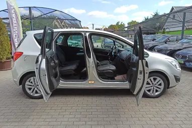 OPEL MERIVA B 1.4 T Cosmo StarSilver III Metallic+ Nagy Felszereltség+ Mo.-i 1. Tulaj+ 3X-s GARANCIA!!!
