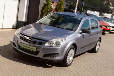 OPEL ASTRA H 1.4 Cosmo Lichtsilber Metallic+ Vezetett Szerviz+ Még Szívó Benzin+ 3X-s GARANCIA!!!