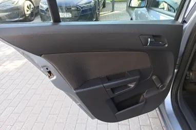 OPEL ASTRA H 1.4 Cosmo Lichtsilber Metallic+ Vezetett Szerviz+ Még Szívó Benzin+ 3X-s GARANCIA!!!