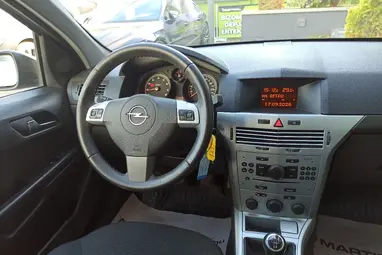 OPEL ASTRA H 1.4 Cosmo Lichtsilber Metallic+ Vezetett Szerviz+ Még Szívó Benzin+ 3X-s GARANCIA!!!