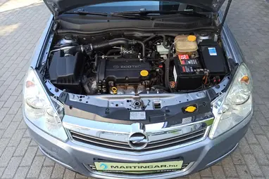 OPEL ASTRA H 1.4 Cosmo Lichtsilber Metallic+ Vezetett Szerviz+ Még Szívó Benzin+ 3X-s GARANCIA!!!