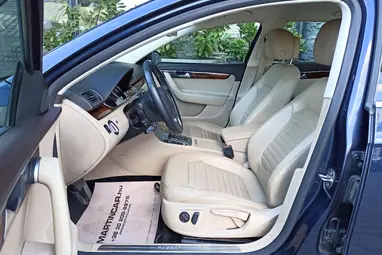 VOLKSWAGEN PASSAT VII Variant 2.0 CR TDI Highline 4Motion BMT DSG Night Blue Metallic+ Felszerelt+ Automata+ Mo.-i 1 Tulaj+ 3X-s GARANCIA!!!