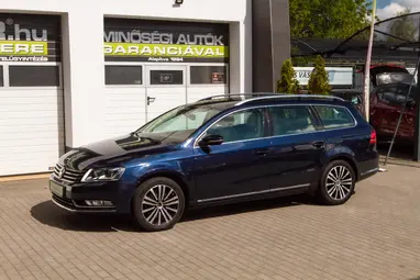 VOLKSWAGEN PASSAT VII Variant 2.0 CR TDI Highline 4Motion BMT DSG Night Blue Metallic+ Felszerelt+ Automata+ Mo.-i 1 Tulaj+ 3X-s GARANCIA!!!