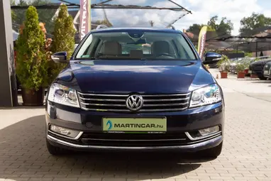 VOLKSWAGEN PASSAT VII Variant 2.0 CR TDI Highline 4Motion BMT DSG Night Blue Metallic+ Felszerelt+ Automata+ Mo.-i 1 Tulaj+ 3X-s GARANCIA!!!