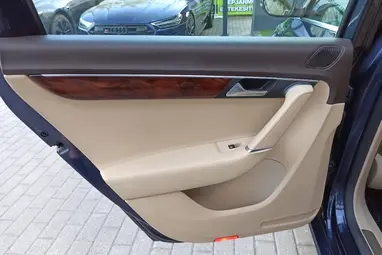 VOLKSWAGEN PASSAT VII Variant 2.0 CR TDI Highline 4Motion BMT DSG Night Blue Metallic+ Felszerelt+ Automata+ Mo.-i 1 Tulaj+ 3X-s GARANCIA!!!