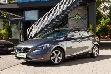 VOLVO V40 1.6 D [D2] Kinetic Titanium Grey Metallic+Gondosan szervizelt+ Friss műszaki+ 3X-s GARANCIA!!!
